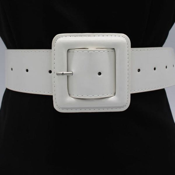 Cintos Big Square Fivela para Mulheres Patente Brilhante Cintura Cintura Preto Fivelas Livre Cinto Ladies Casuais Vestido Waistbands Femme