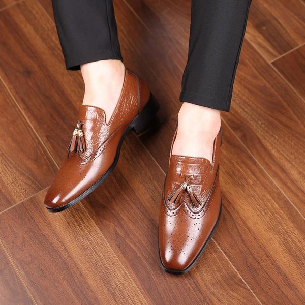 

dress shoes 2021 spring and autumn plus size 48 fashion trend low heel tassel set foot breathable pointed toe men zapatos yx055, Black