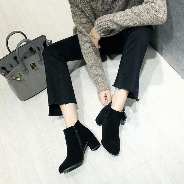 

women's fashion style sweet bow round head thick heel boots large, Black