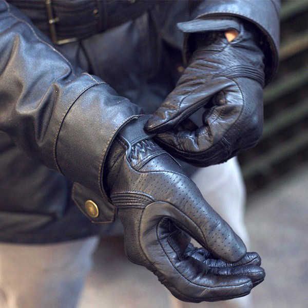 Летние Дышащие сенсорные Черные перчатки Черные перчатки Мотоцикл Городская езда Мужские кожаные перчатки H1022