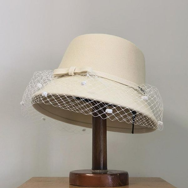 

stingy brim hats autumn and winter japanese style woolen polka dot net yarn retro felt strip bowknot flat-female basin hat hepburn, Blue;gray