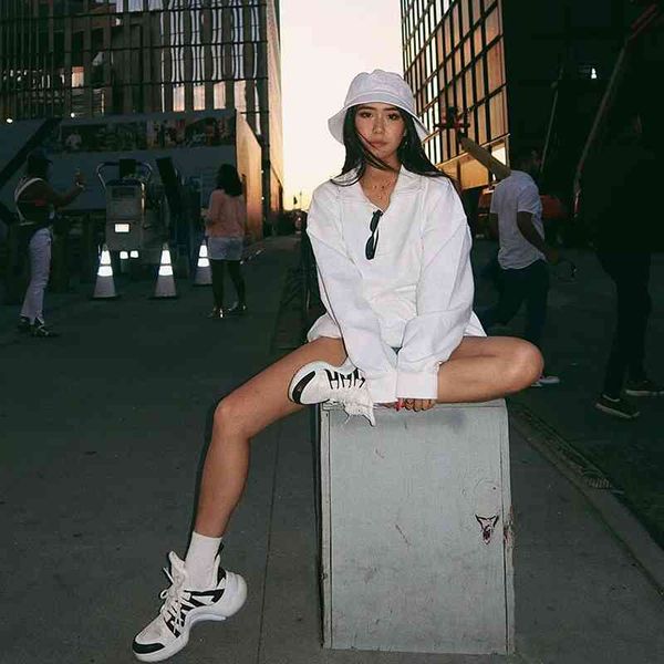 

vintage tang bm white polo collar sweater, Black