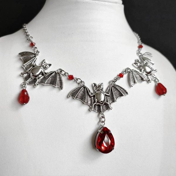 

chokers 1pc halloween vampire bat necklace with bloody red crystals ladies gothic punk jewelry, Golden;silver