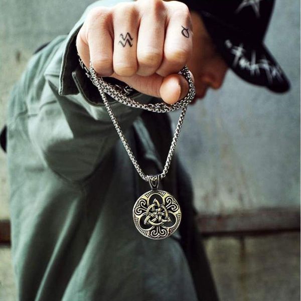 

pendant necklaces fashion vintage punk concentric knot round necklace for men's stainless steel hip hop sweater chain jewelry accessrie, Silver
