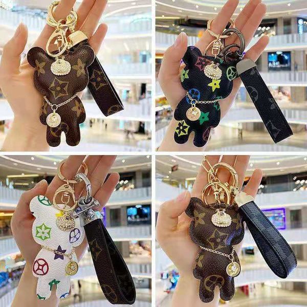 

ss2021 fashion brand dog keychain classic chic keyring women men luxury car pendant designer key chain trinket jewelry, Silver