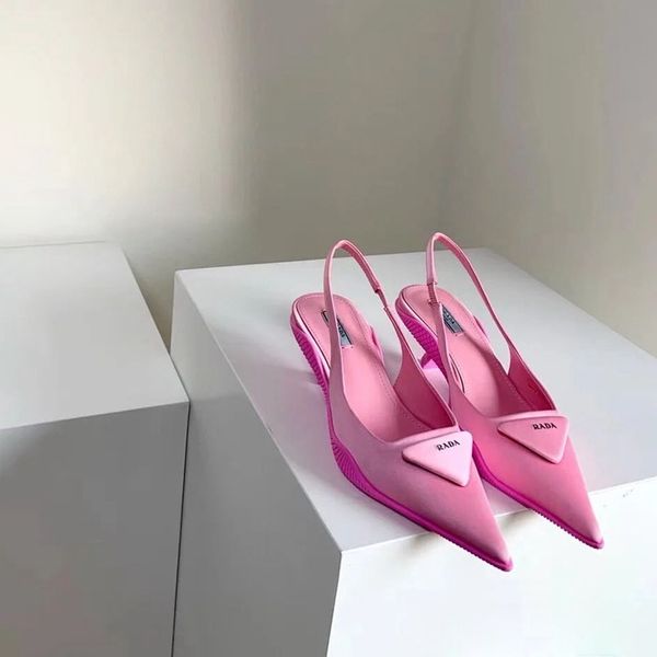 

sandals slippers chao brand early spring 2021 new shallow mouth baotou single shoes p family triangular label pointed cat heel back empty sa, Black