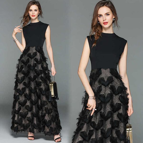 

elastic slim gilded feather dress with tassel, White;black