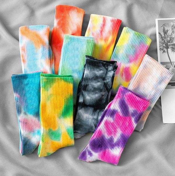 Mode Baumwolle Socken Frauen Männer Tie Dye Lange Skate Socken Hip Hop Atmungsaktive Kalb Länge Koreanische Paar Basketball Socken