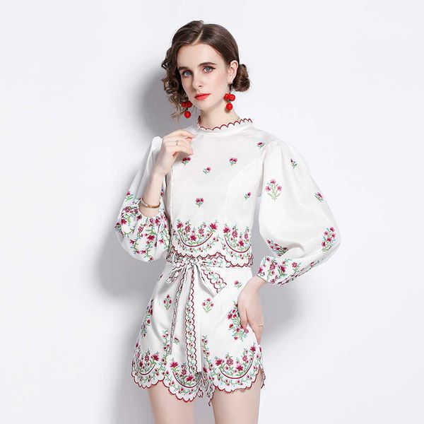 

women summer designer elegant embroidered floral two piece sets female lantern sleeve short + fashion wide leg shorts sets 210525, White