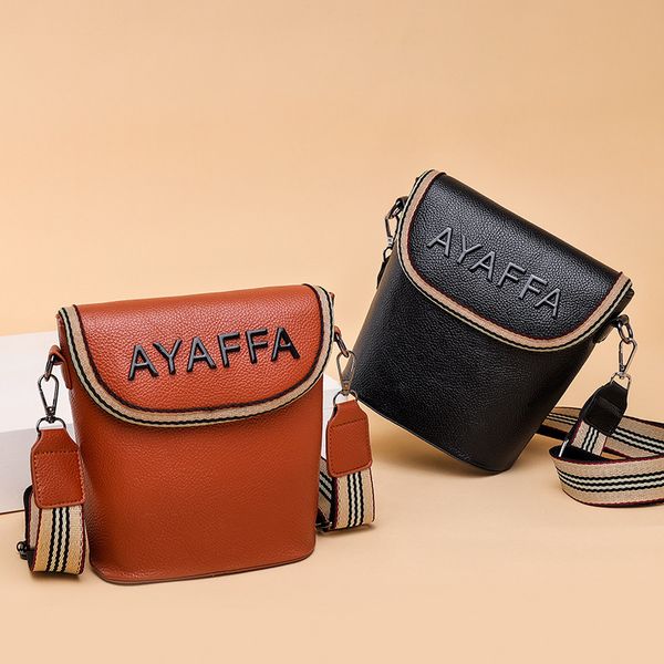 

messenger bags messenger bagswide strap women's 2021 letter buckle single shoulder diagonal fashion small square bag
