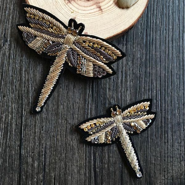 Pins, broches libélula emblema de seda buiter mão - acessórios de roupas bordados
