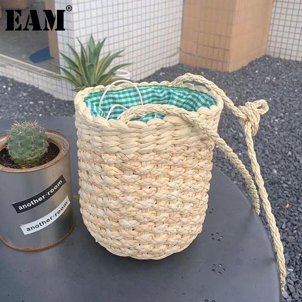 

evening bags [eam] women straw weave handbag bucket personality all-match beach vacation bag shoulder fashion tide 2021 18a2281