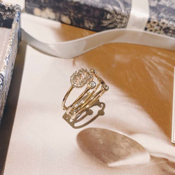 

luxury fashion classic designer ring love rings jewelry wedding gifts for women modern delicate romantic stylish exquisite, Golden;silver