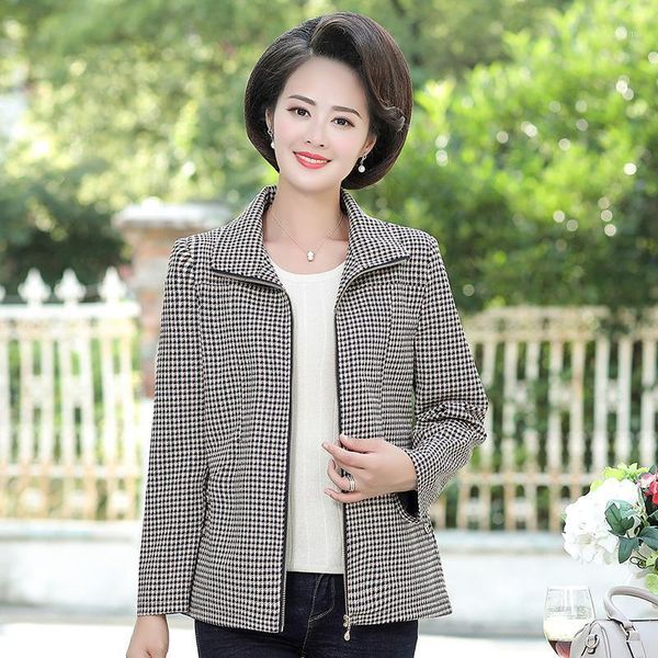 

women's sweaters basic overcoat 2021 autumn middle aged women coats jackets xl-5xl plus size printed coat mother rh366, White;black