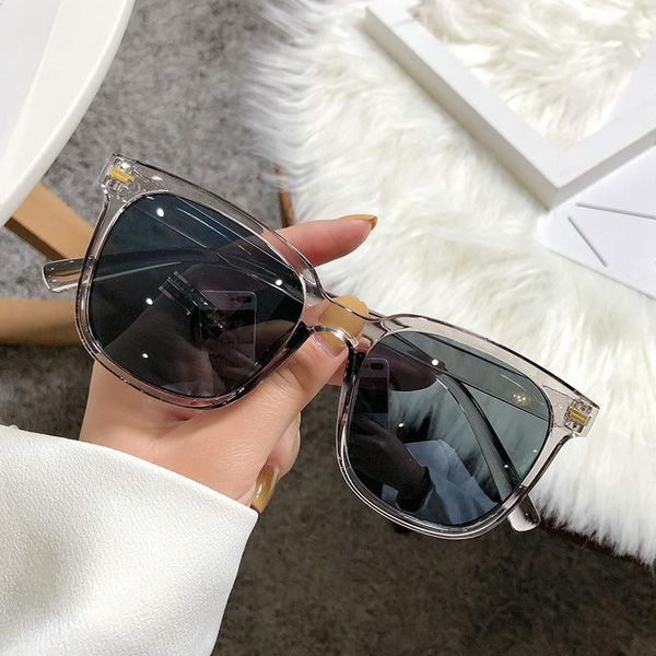 

sunglasses 2021 polarizing women's fashion street po driving men's matching wholesale resin, White;black