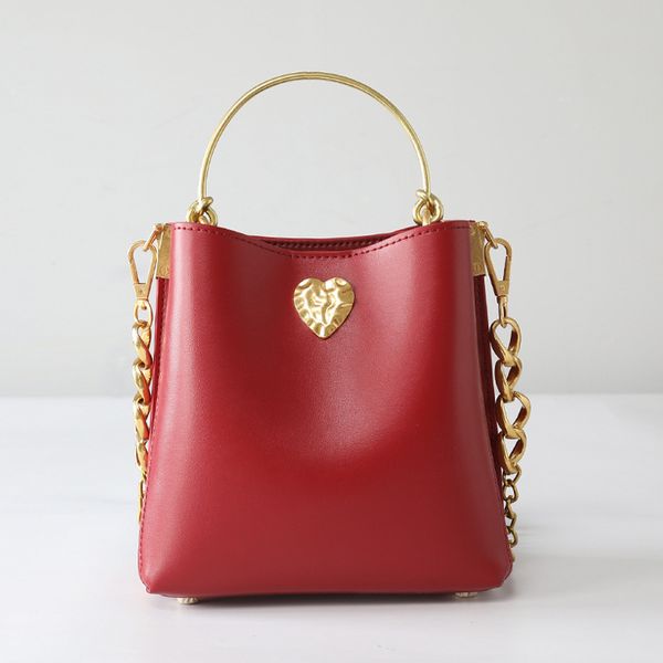 

design hand fashionable red bridal love wedding 2021 new leather women's bucket cross carry bag