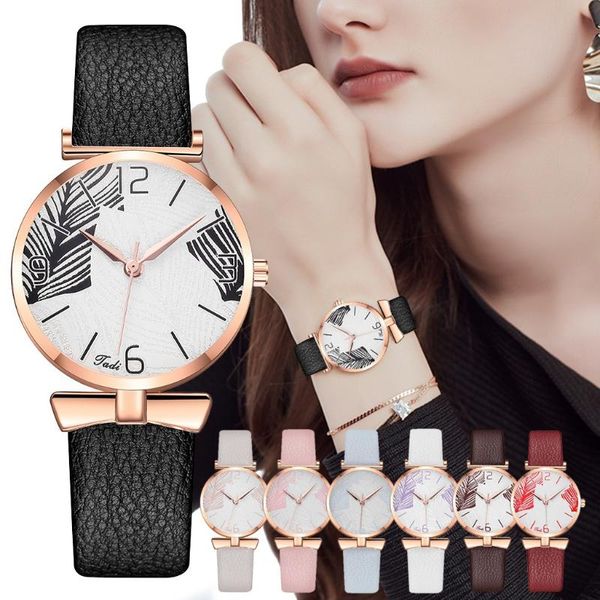 

women watch rose gold case carve leaves pattern quartz ladies leather band wrist bracelet femme dorado l wristwatches, Slivery;brown