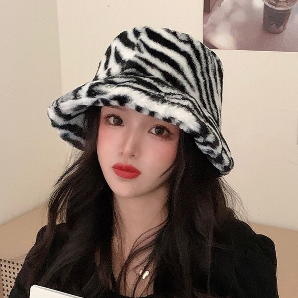 

leopard pattern fisherman's hat for women