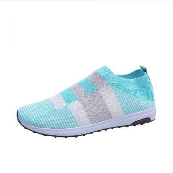 Moda Elegante Donne Mocassini Dress Shoes Comfort Color Block Slip-on Sneakers Scarpe da ginnastica Low Top Ladies Maglia Designer traspirante Designer Casual Student Student Scarpe singole Scarpe formatrici