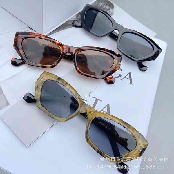 

sunglasses new korean small frame sunglasses fashion cat eye couple, White;black