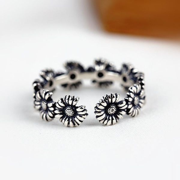 

cluster rings retro daisy open ring for women ins trendy south korea creative ancient artistic design sunflower female adjustable jewelry, Golden;silver