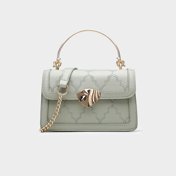 

fashion 2021 female popular new bag xia fresh messenger and foreign style portable xiaofang bfbwt