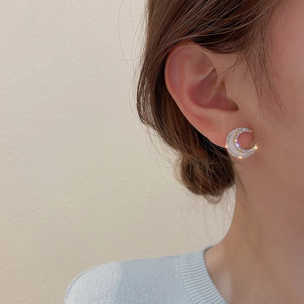 

925 silver needle inlaid diamond moon shell earrings designer dongdamen small earrings personality fairy earrings, Golden