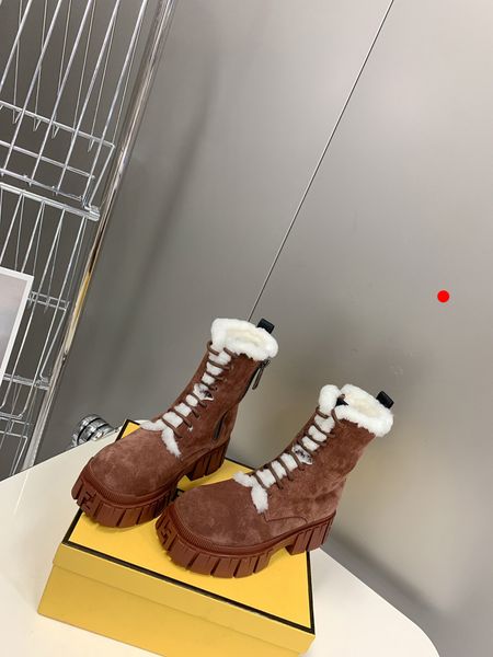 

womens boots with compare with similar items 2022 designer women roman stud calfskin combat lady fashion ankle boot leather granulated rivet, Black