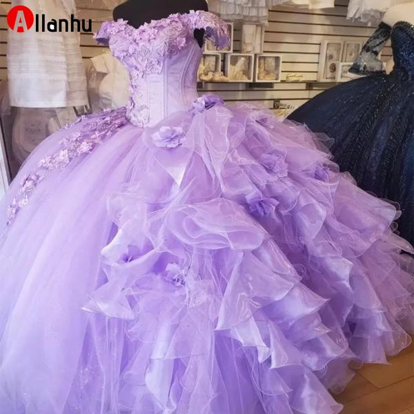 2022 Luxury Lavanda Plus Size Ball Gown Quinceanera Prom Dresses Off spalla Perle Perline Lace-up Indietro Fiori floreali 3D Applique Abiti da festa formale