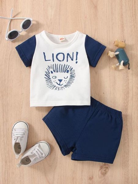 

baby lion & letter graphic contrast panel tee & shorts she, White