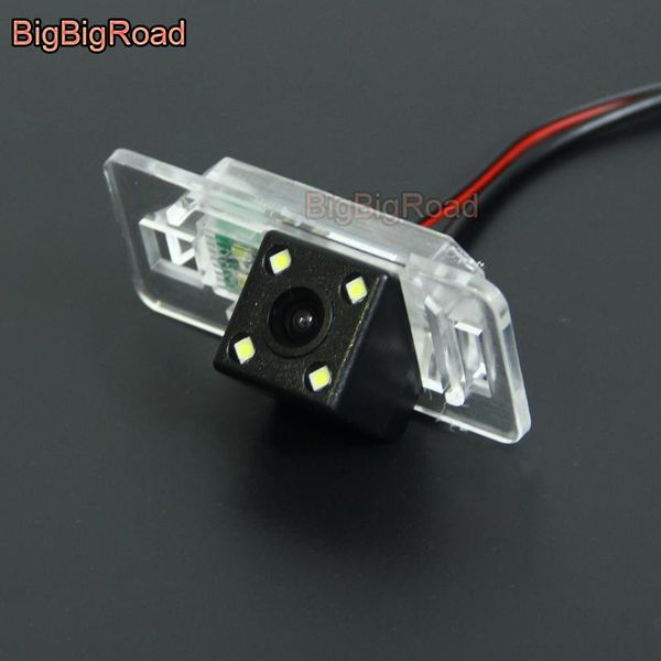 

car rear view cameras& parking sensors bigbigroad for x1 e84 / x3 e83 camera back up reverse hd ccd night vision