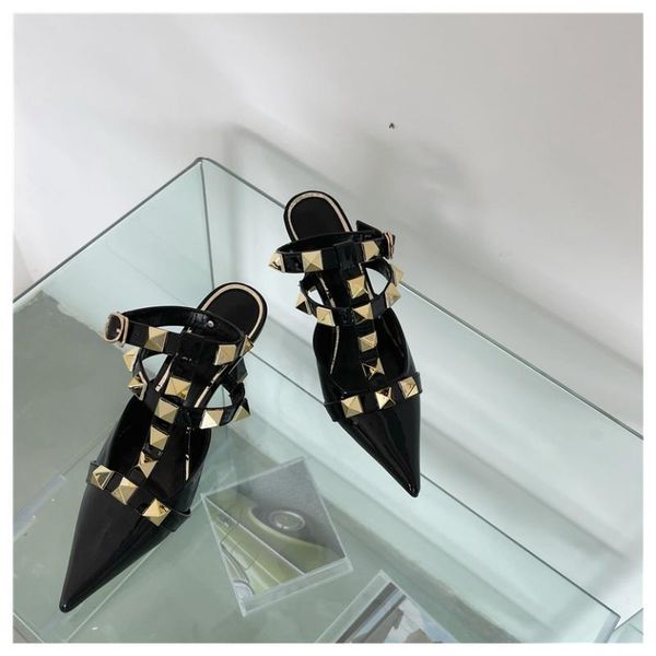

sandals 2021 summer fashion and comfortable all-match rivet buckle ladies high-heeled outdoor party spikes, Black