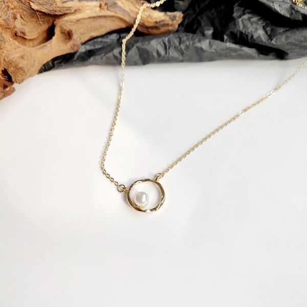 

chains in 2021 south korea simple geometric circle pendant necklace temperament beautiful pearl ins wind collarbone chain, Silver
