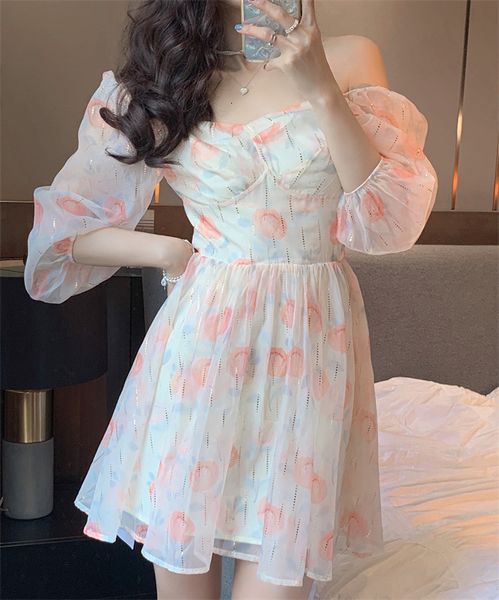 

2021 yunman yarn fairy backless bubble sleeve tea break skirt shows a thin design sense, and the minority dress is in autumn, Black;gray