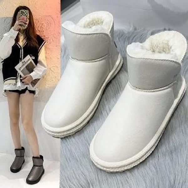 

boots winter fashion fur snow korean version with diamond low-cut short tube leather plus velvet thick cotton shoes, Black