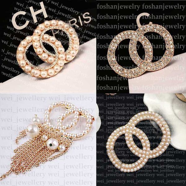 

designer brooch famous letter diamond brooches pin tassel women jewelry clothing decoration high quality, Gray