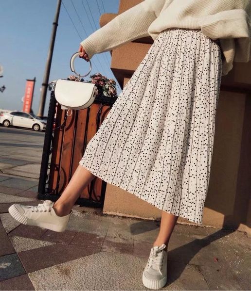 

skirts early spring wave dot chiffon pleated female mid-calf natural waist thin skirt girls loose casual vintage saia for 2021, Black