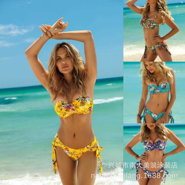 

swimsuit women's split bikini parrot print swimsuit gathered, White;black