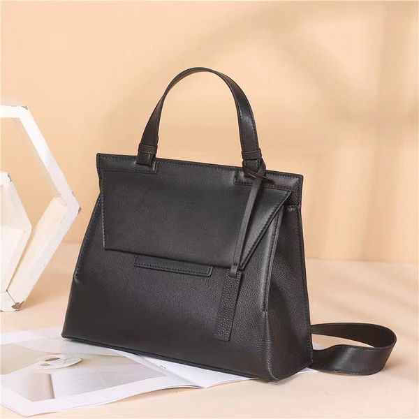 

2021 luxury designers bags cowhide women shoulder bag fashion classic