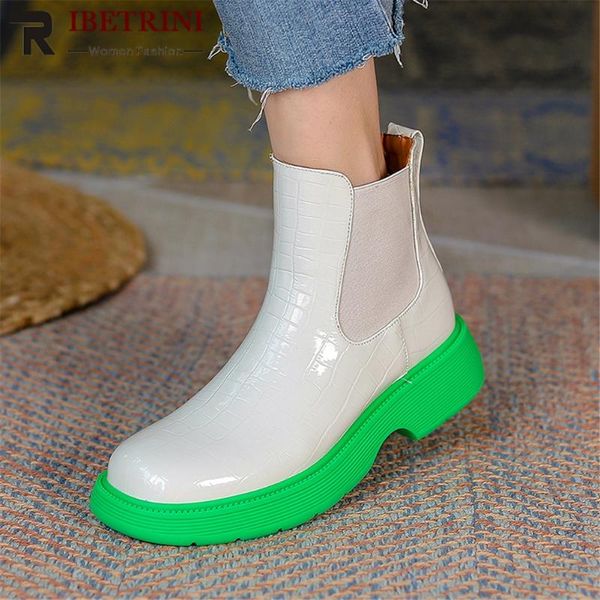

boots women fashion ankle short 2021 winter autumn med heel shoes woman round toe brand design black white