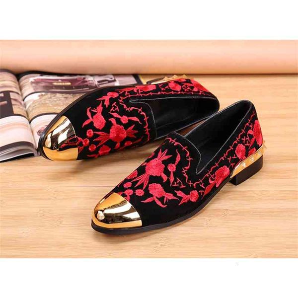 

wholesale male suede shoes black-embroidered moccasins for sale