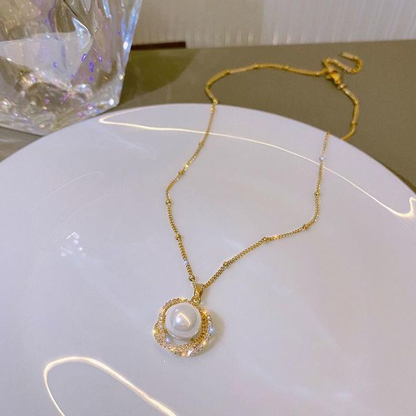 

pendant necklaces korean girl necklace temperament fashion wild net red swirl small pearl crystal niche women's clothing sales chains, Silver
