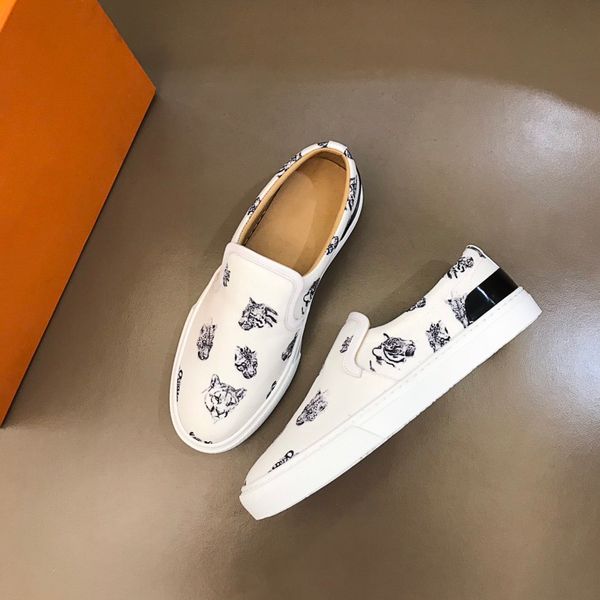 

2021 shoes triple balck white fashion men women sneakers casual leather runner trainers sport 38-44 lightweight and convenient, comfortable, Red;white