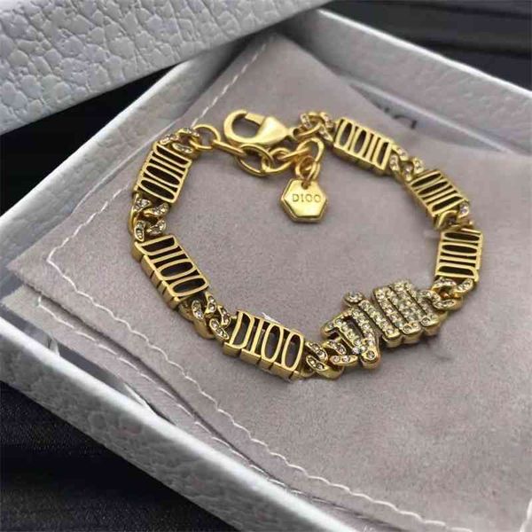 

70% off outlet online / new bracelet mini design letter inlaid stone women's classic couple, Black