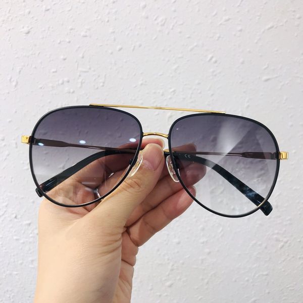 

75% off outlet store online promotion of fashionable sunglasses women's net red sunglasses men's business personality metal style, White;black