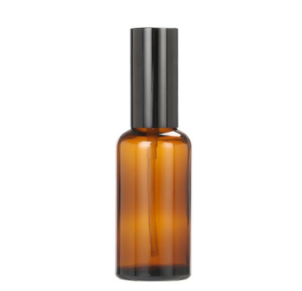 Bottiglie spray in vetro ambrato spesso da 50 ml Bottiglia di vetro per oli essenziali all'ingrosso con tappo in oro per spruzzatore a pompa nera per profumo cosmetico