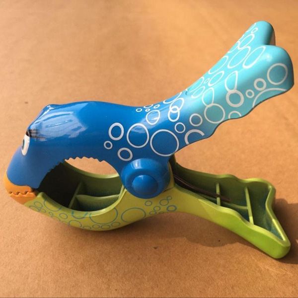 

clothing & wardrobe storage 2pcs plastic clothes clips imitation fish beach towel clip quilt thickening windproof socks clamp pegs