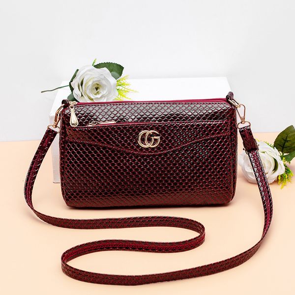 

in summer 2021 korean single shoulder slung large capacity middle-aged women's bag