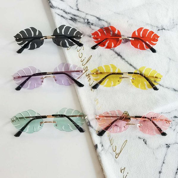 

highend accessories viff hm cute party sun glass fashion style love heart shape women digner rimls sunglass, Black