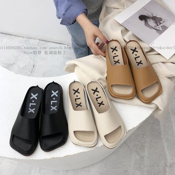 

shoes ladies' slippers shallow rubber flip flops luxury slides slipers women hawaiian designer flat 2021 soft retro pu basic, Black